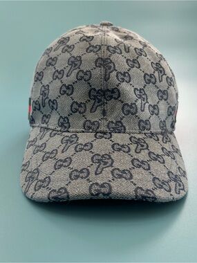 Gucci Grey Monogram Baseball Cap with Navy Logo
